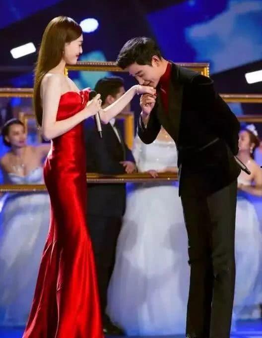 娱乐圈吃瓜小花组合是谁,揭秘神秘组合背后的故事